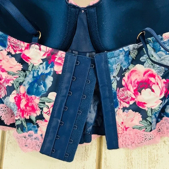 36D Victoria’s Secret Dream Angels Lined Demi Bra Top Corset - Picture 11 of 12